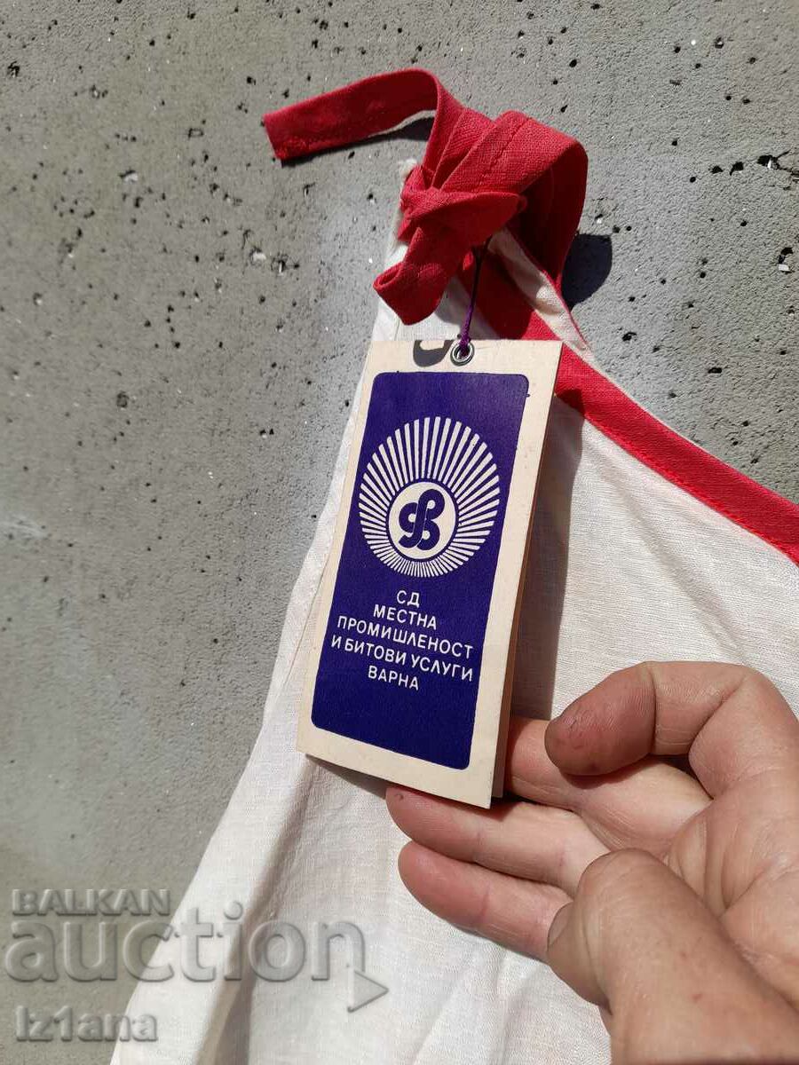 Old Women's Dress - 7 Old Women's Dress - 7