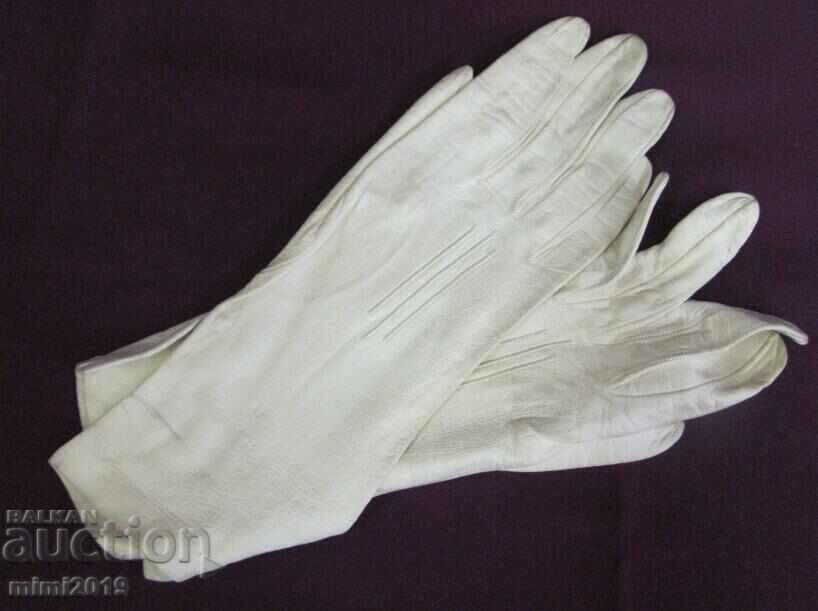 20 Women's Leather Gloves - 6 20 Women's Leather Gloves - 6