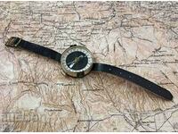 FOR SALE AN OLD MILITARY BULGARIAN MANUAL MECHANICAL COMPASS
