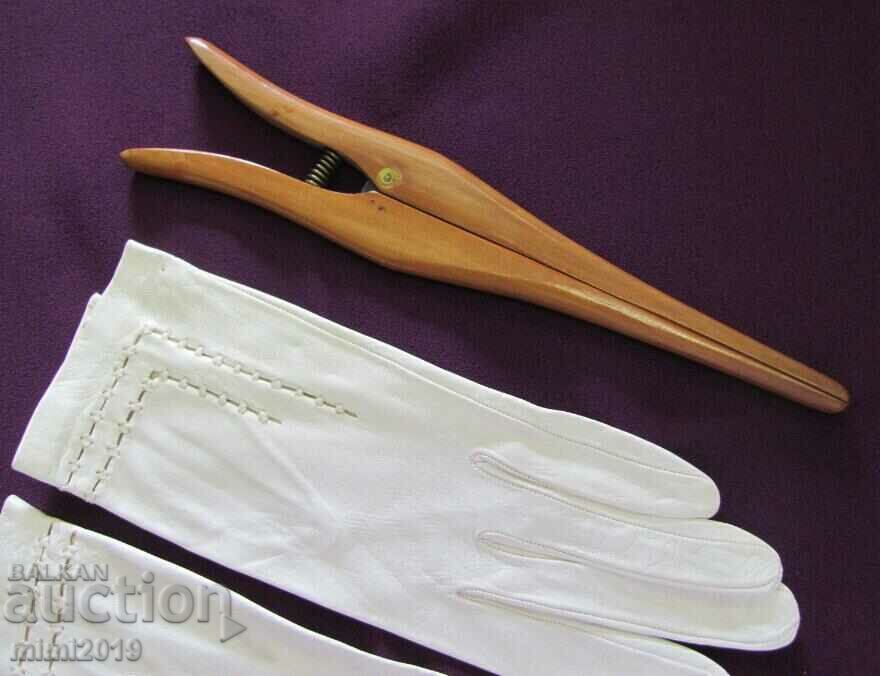 20 Women's Leather Gloves with wooden clip - 6 20 Women's Leather Gloves with wooden clip - 6