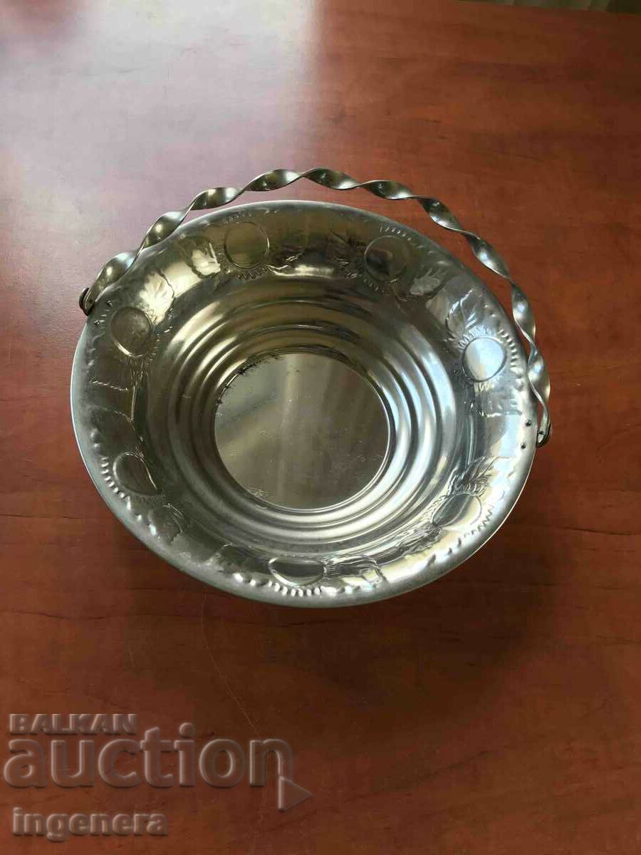 FRUCTIERA BONBONNIERA BASKET METAL with price 14.00 BGN | € 7.16 FRUCTIERA BONBONNIERA BASKET METAL with price 14.00 BGN | € 7.16
