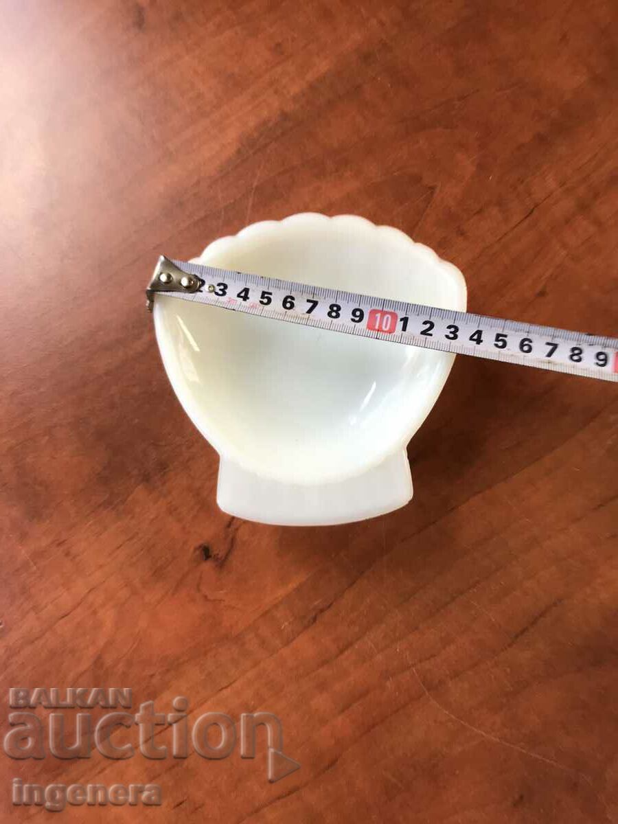 BOWL FOR CANDY FRUIT NUTS GLASS EMBOSSED FROM SOCA with price 5.00 BGN | € 2.56 BOWL FOR CANDY FRUIT NUTS GLASS EMBOSSED FROM SOCA with price 5.00 BGN | € 2.56