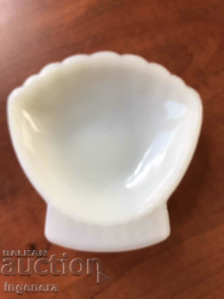 Auction BOWL FOR CANDY FRUIT NUTS GLASS EMBOSSED FROM SOCA Auction BOWL FOR CANDY FRUIT NUTS GLASS EMBOSSED FROM SOCA