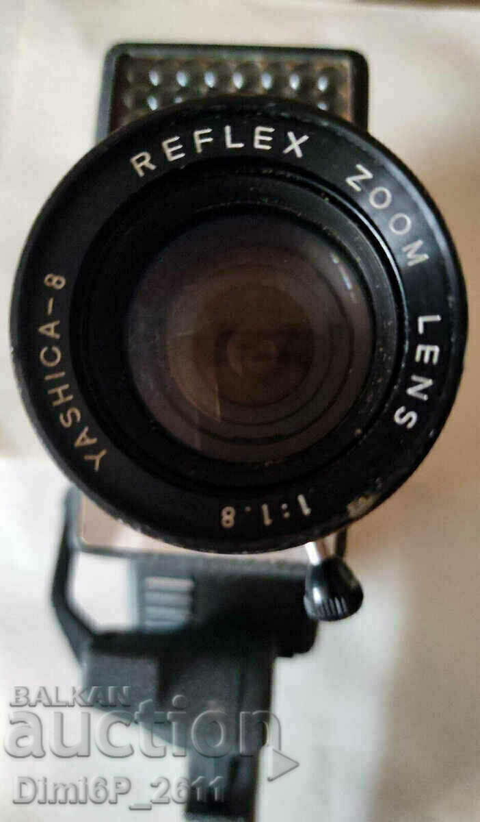Cameră film YASHICA U-matic 8mm Reflex ZOOM f/1. cu preț 27.00 BGN | € 13.80 Cameră film YASHICA U-matic 8mm Reflex ZOOM f/1. cu preț 27.00 BGN | € 13.80