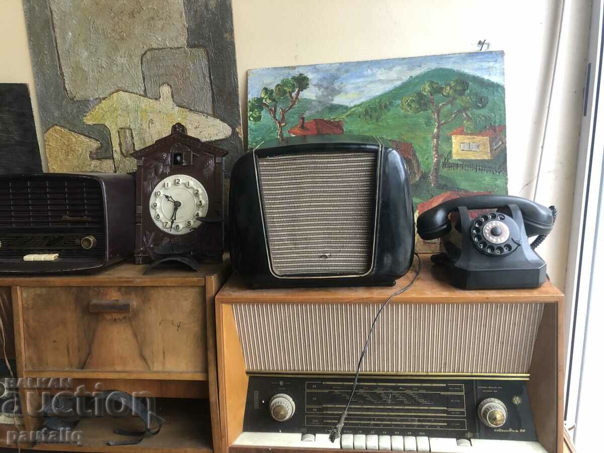 OLD BAKELITE RADIO - BLAGOEVGRAD FACTORY with price 50.00 BGN | € 25.56