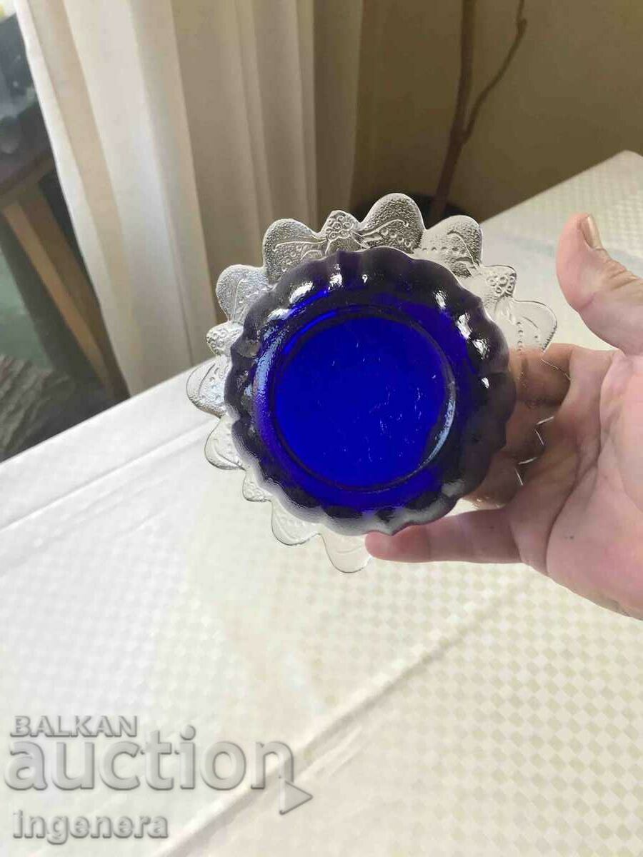 Auction  NUTS CANDY DISH GLASS RELIEF BOWL FRUCTIERA