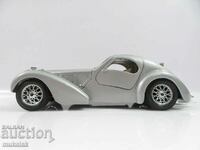 1:24 Bburago Bugatti Atlantic TOY CAR MODEL