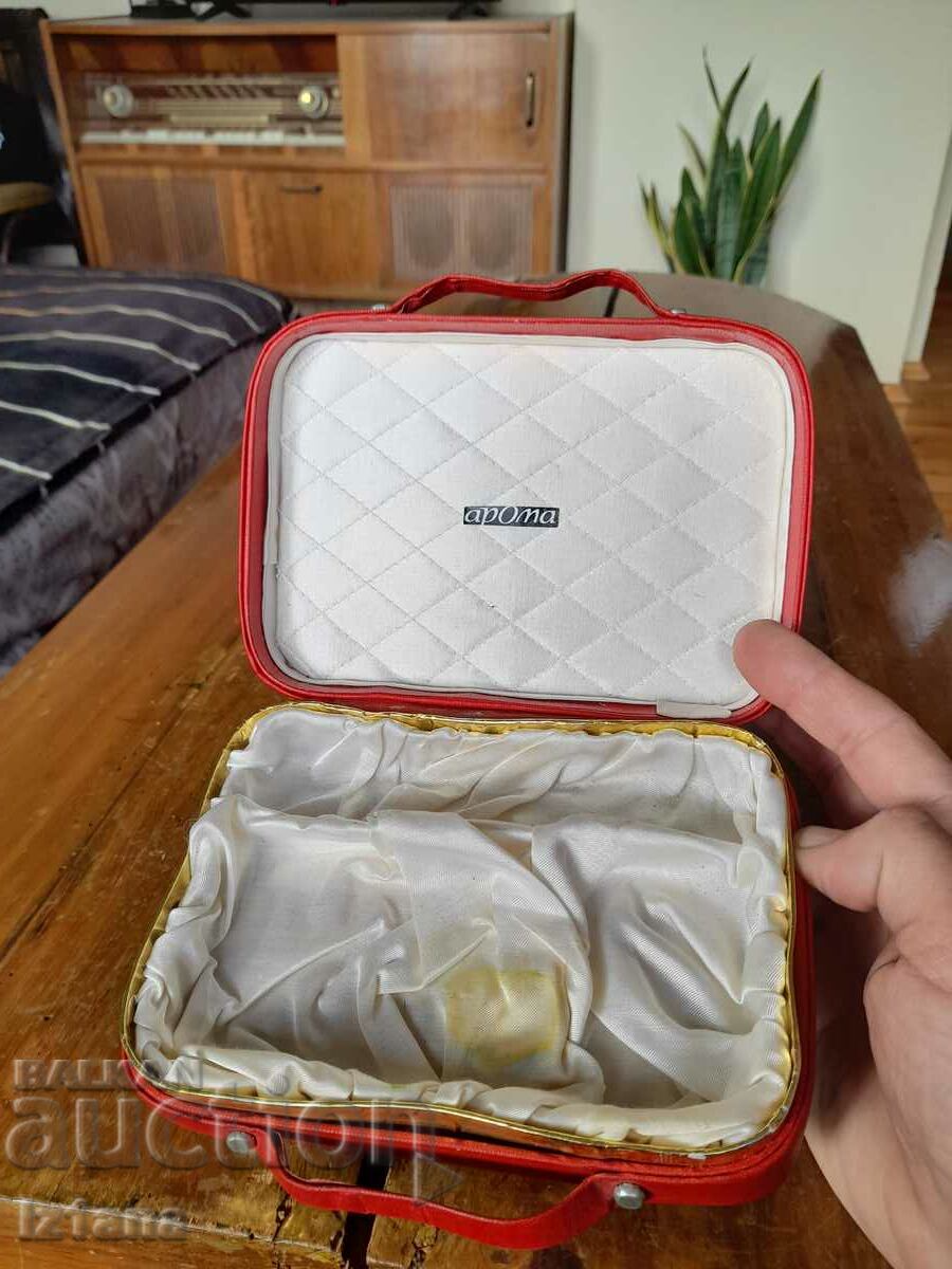 An old Japanese Flower cologne box - 6 An old Japanese Flower cologne box - 6