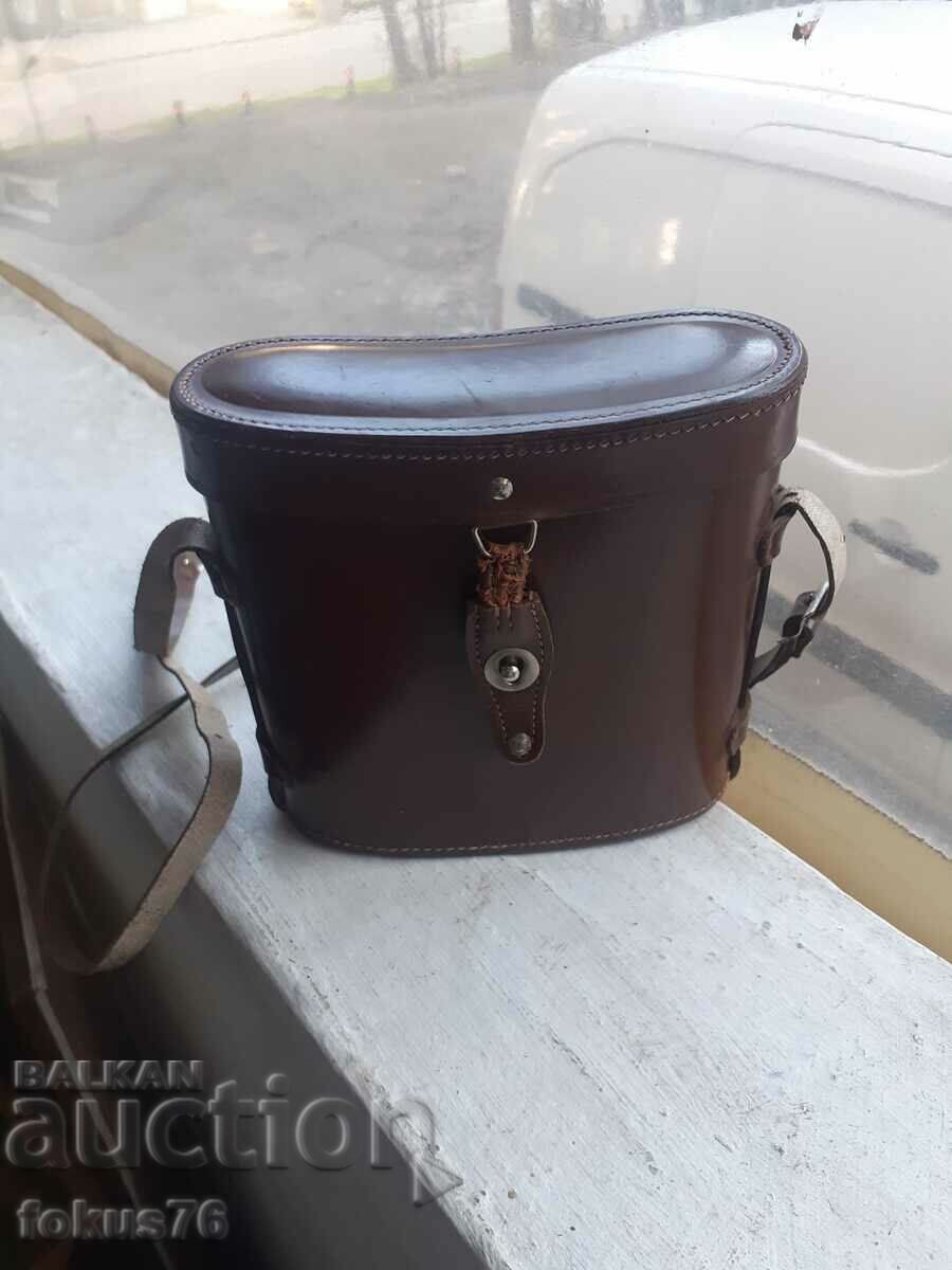 Old large quality Atlantis 8/30 binoculars with case - 6 Old large quality Atlantis 8/30 binoculars with case - 6