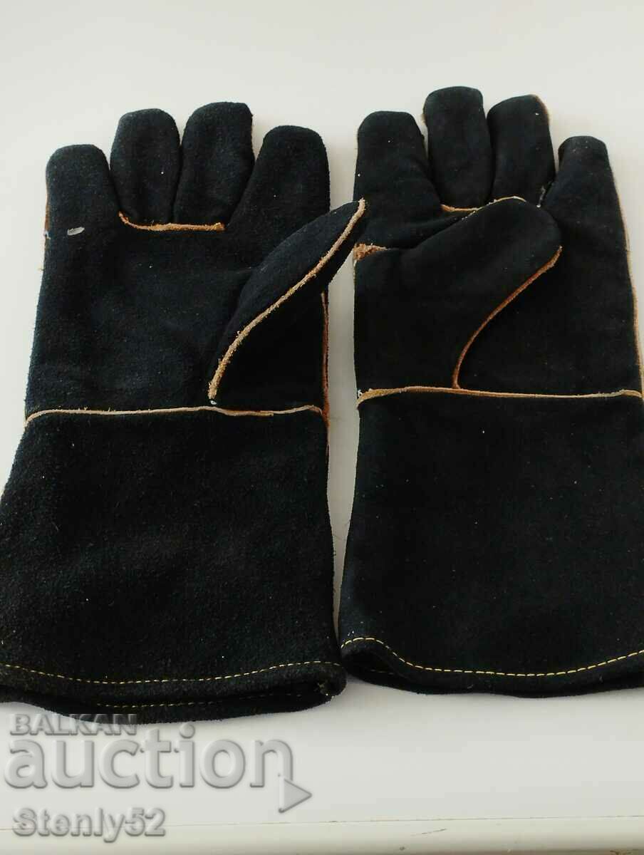 Естествен велур ръкавици XXL за заварчици и строители.