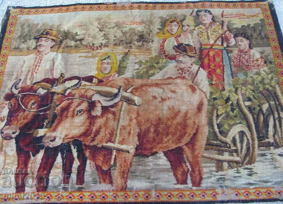 Auction 19th century Large Wall Carpet Folk Motifs - The Balkans Auction 19th century Large Wall Carpet Folk Motifs - The Balkans