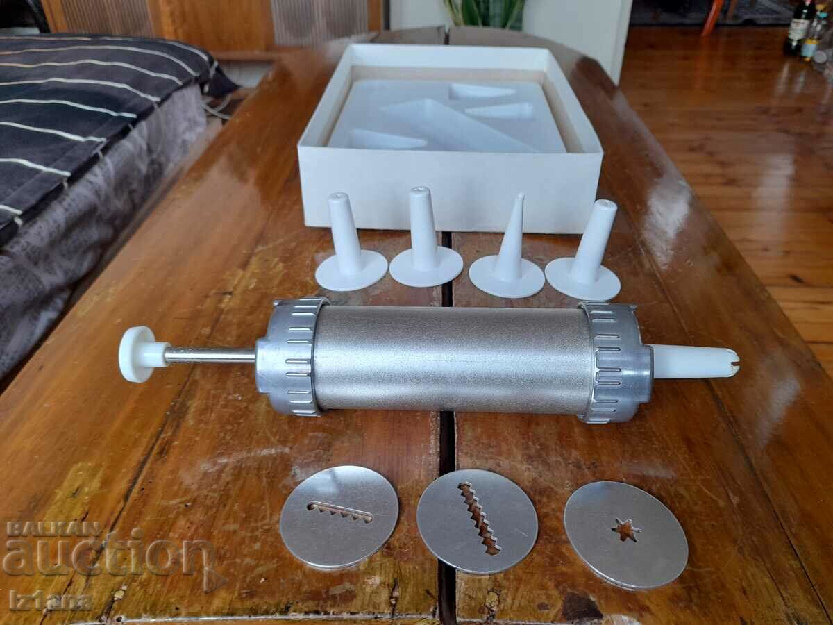 Auction Old Universal syringe Auction Old Universal syringe