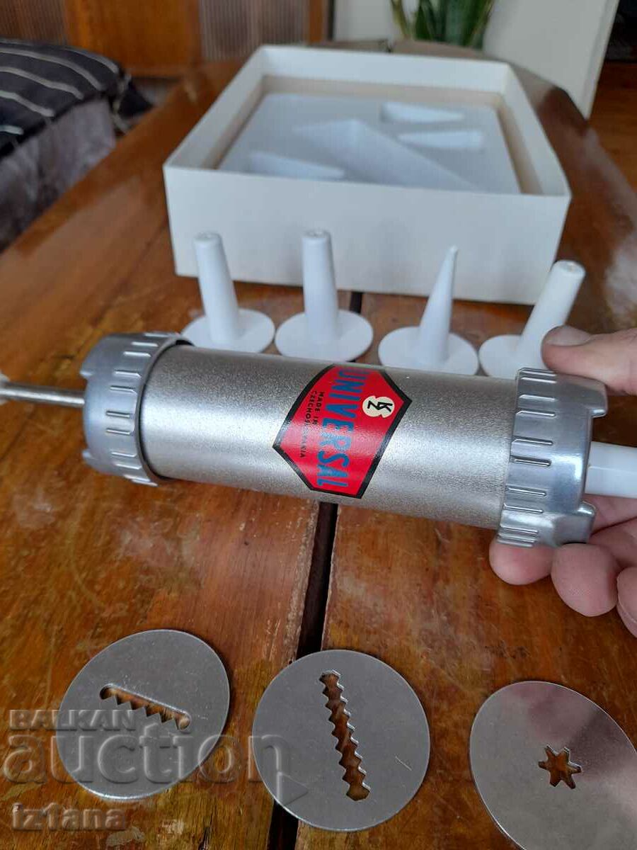 Delivery of Old Universal syringe Delivery of Old Universal syringe