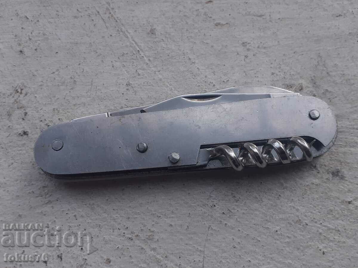 Old Gladiator pocket knife with price 25.00 BGN | € 12.78
