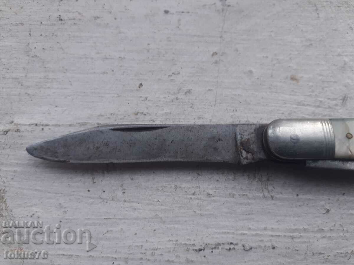 Licitație Vechi cuțit de buzunar german Licitație Vechi cuțit de buzunar german