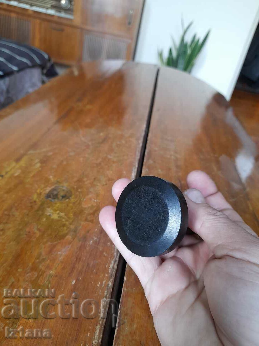 Licitație O cafetieră veche Licitație O cafetieră veche