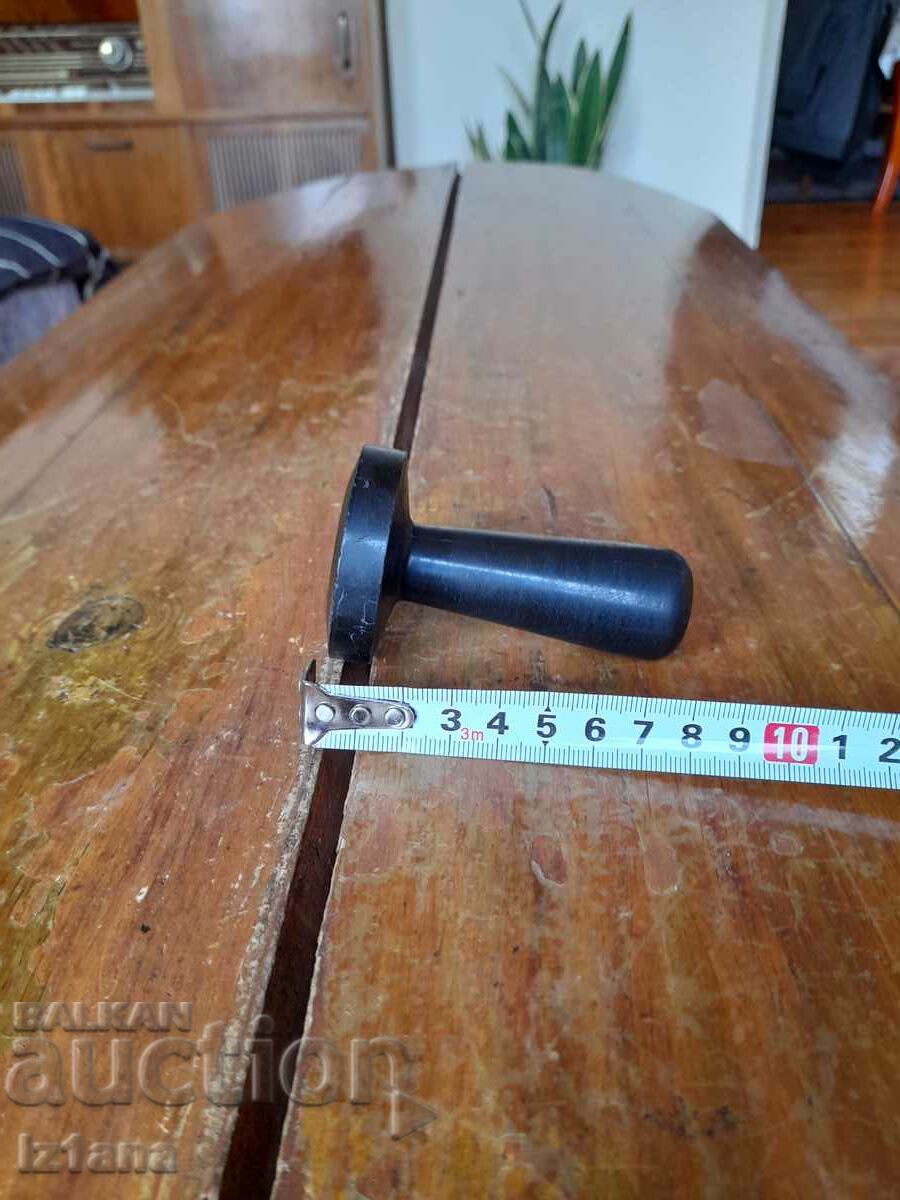 Livrarea O cafetieră veche Livrarea O cafetieră veche