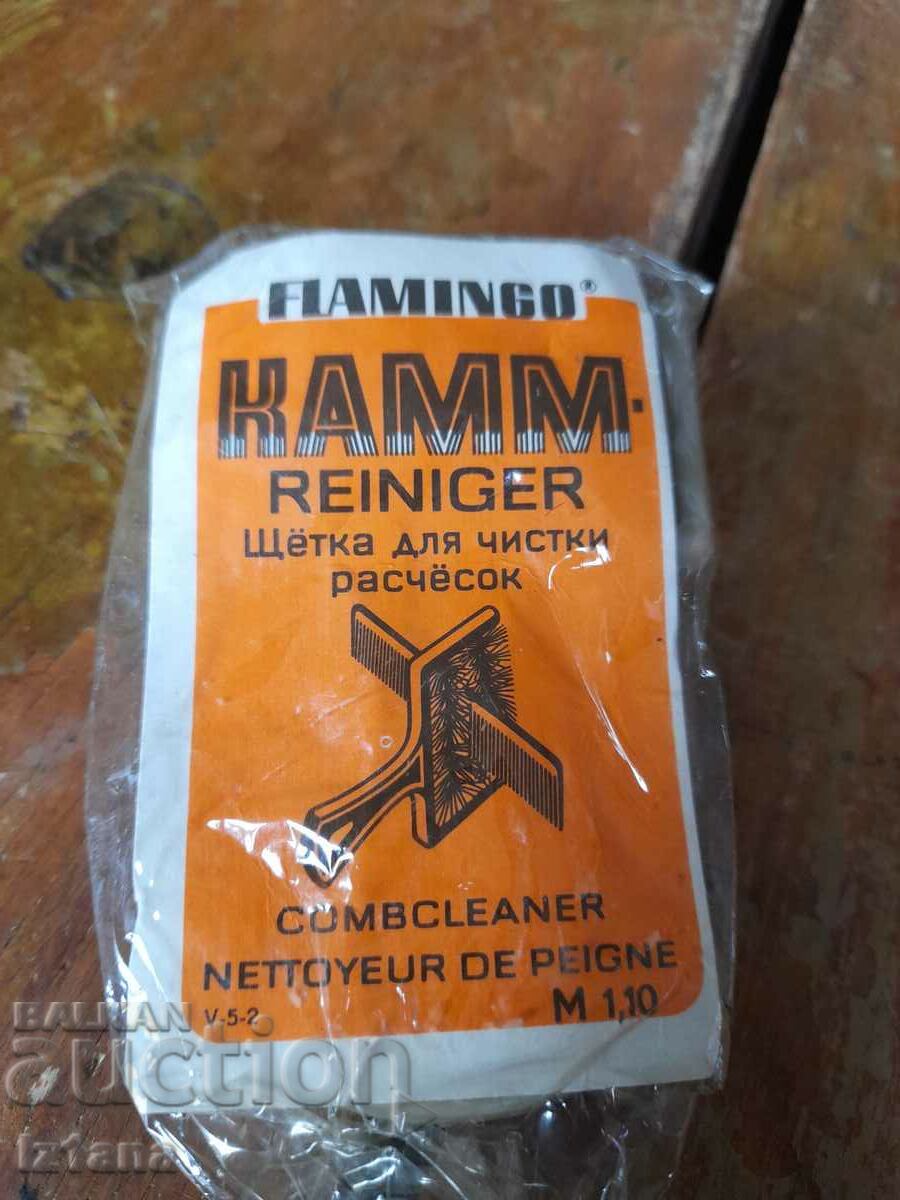 An old comb cleaning brush with price 30.00 BGN | € 15.34 An old comb cleaning brush with price 30.00 BGN | € 15.34