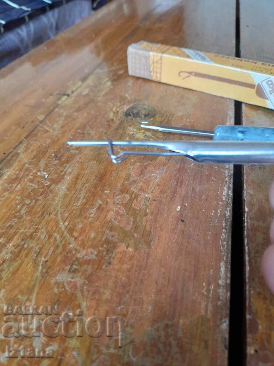 Old automatic knitting needle - 6
