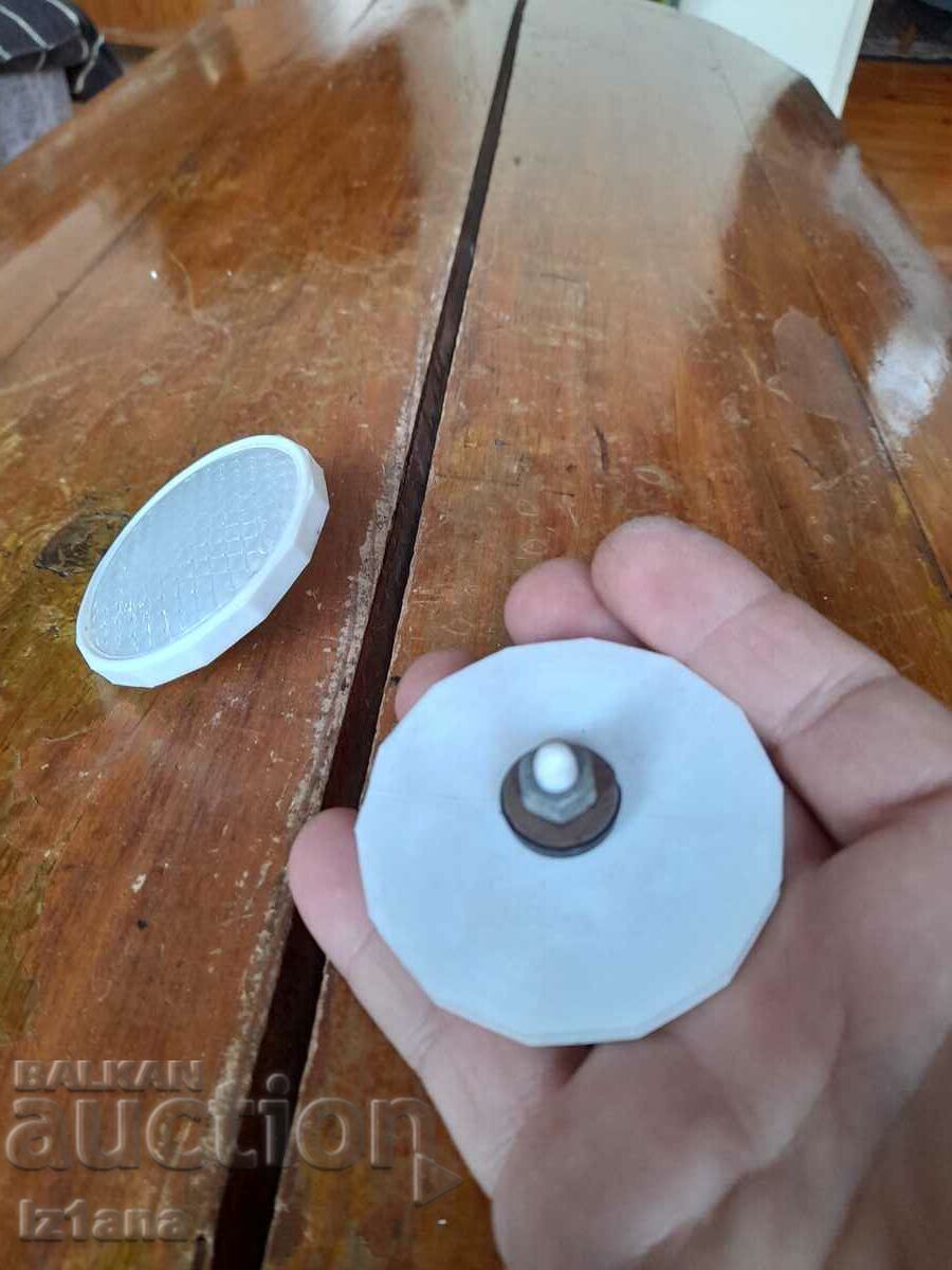 Licitație Reflector vechi, reflectoare Licitație Reflector vechi, reflectoare