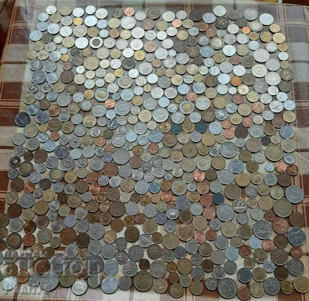 Огромен лот монети