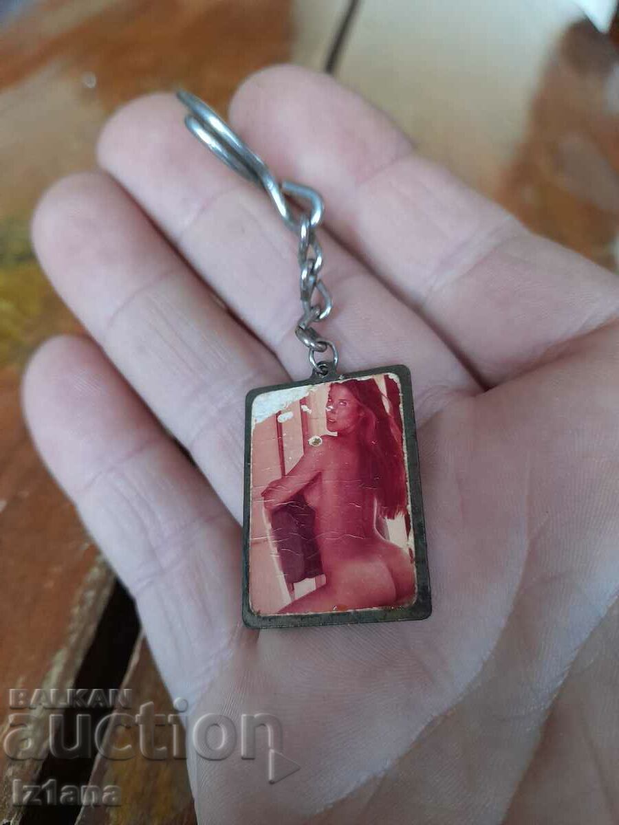 Auction Old Erotic Keychain Auction Old Erotic Keychain