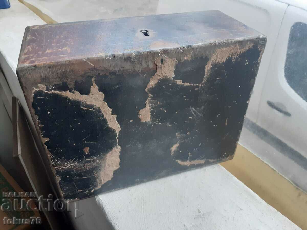 Συλλεκτικό παλιό χρηματοκιβώτιο για χρήματα και τιμαλφή - 6 Συλλεκτικό παλιό χρηματοκιβώτιο για χρήματα και τιμαλφή - 6