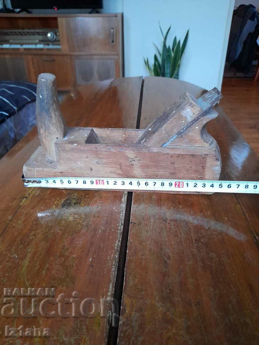 Licitație Avion vechi de dulgher