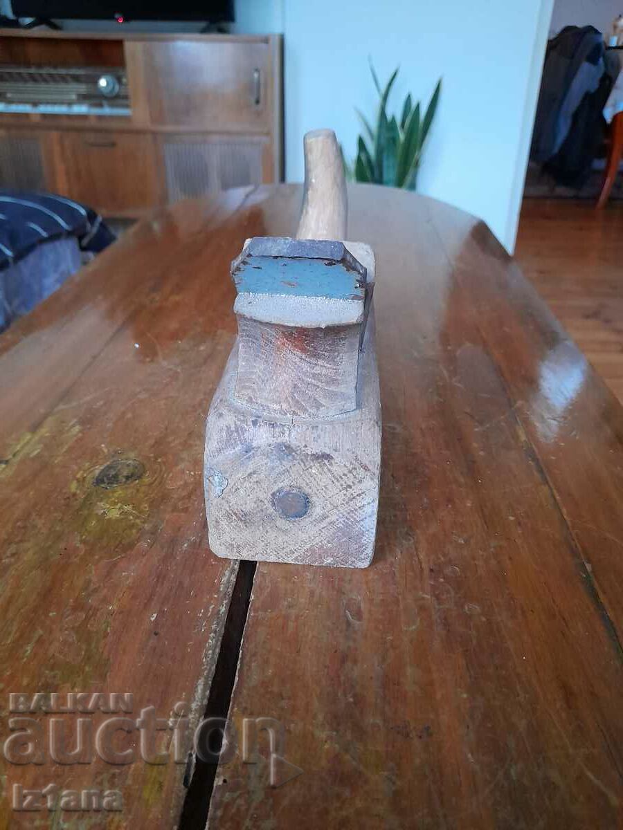 Livrarea Avion vechi de dulgher