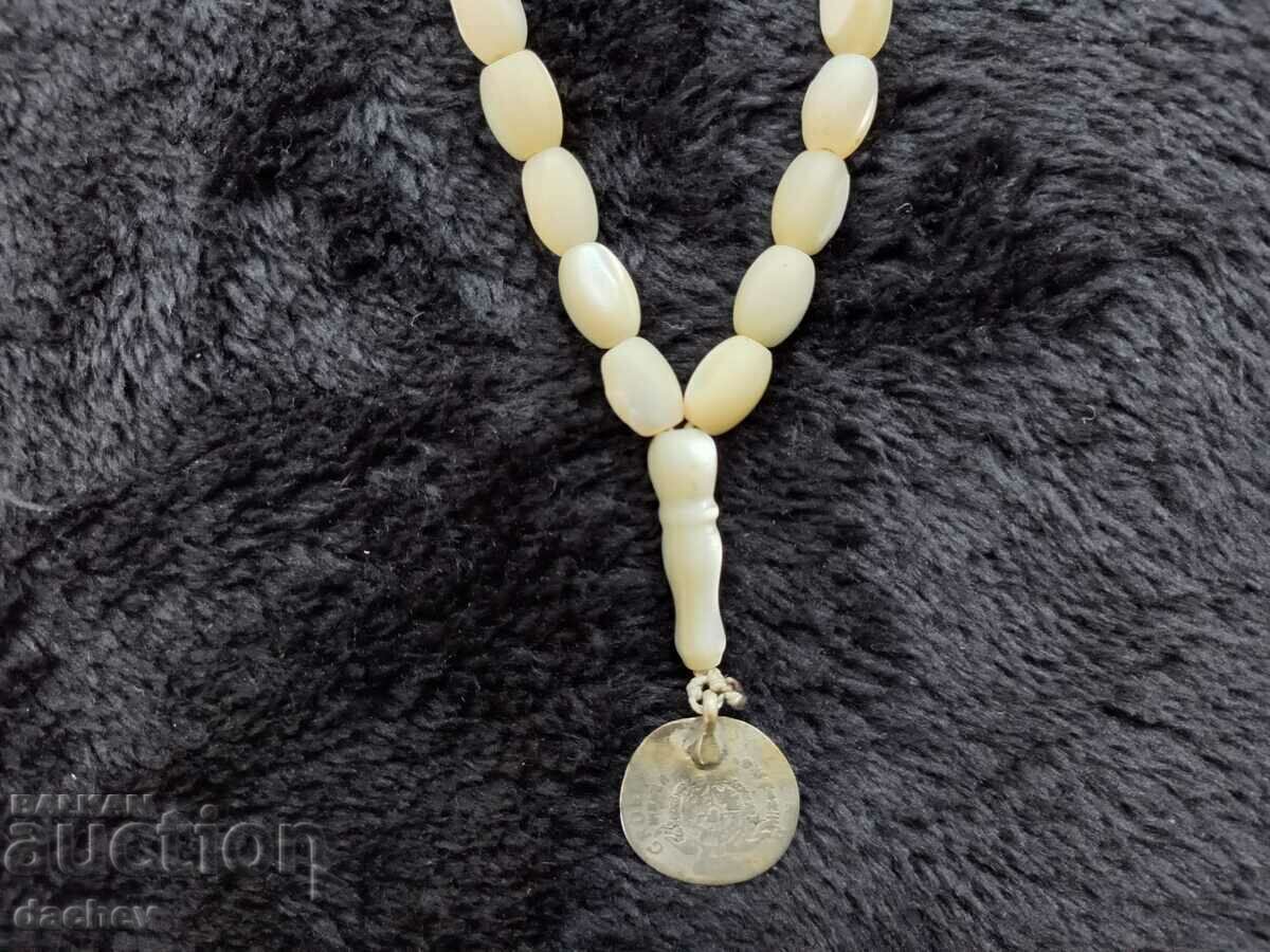 Доставка на Стара Автентична броеница от седефени зърна седеф 33 + ПОП ! Доставка на Стара Автентична броеница от седефени зърна седеф 33 + ПОП !