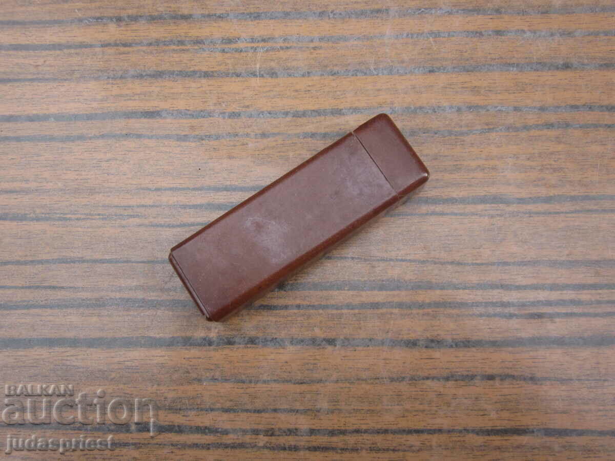 ВСВ Германска военна бакелитена кутийка маркирана 1940 Gr - 6