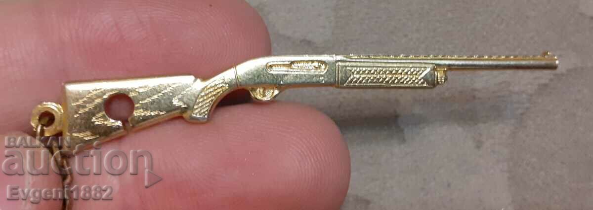Beretta - Old Keychain Pistol Rifle from Sotza with price 15.00 BGN | € 7.67 Beretta - Old Keychain Pistol Rifle from Sotza with price 15.00 BGN | € 7.67