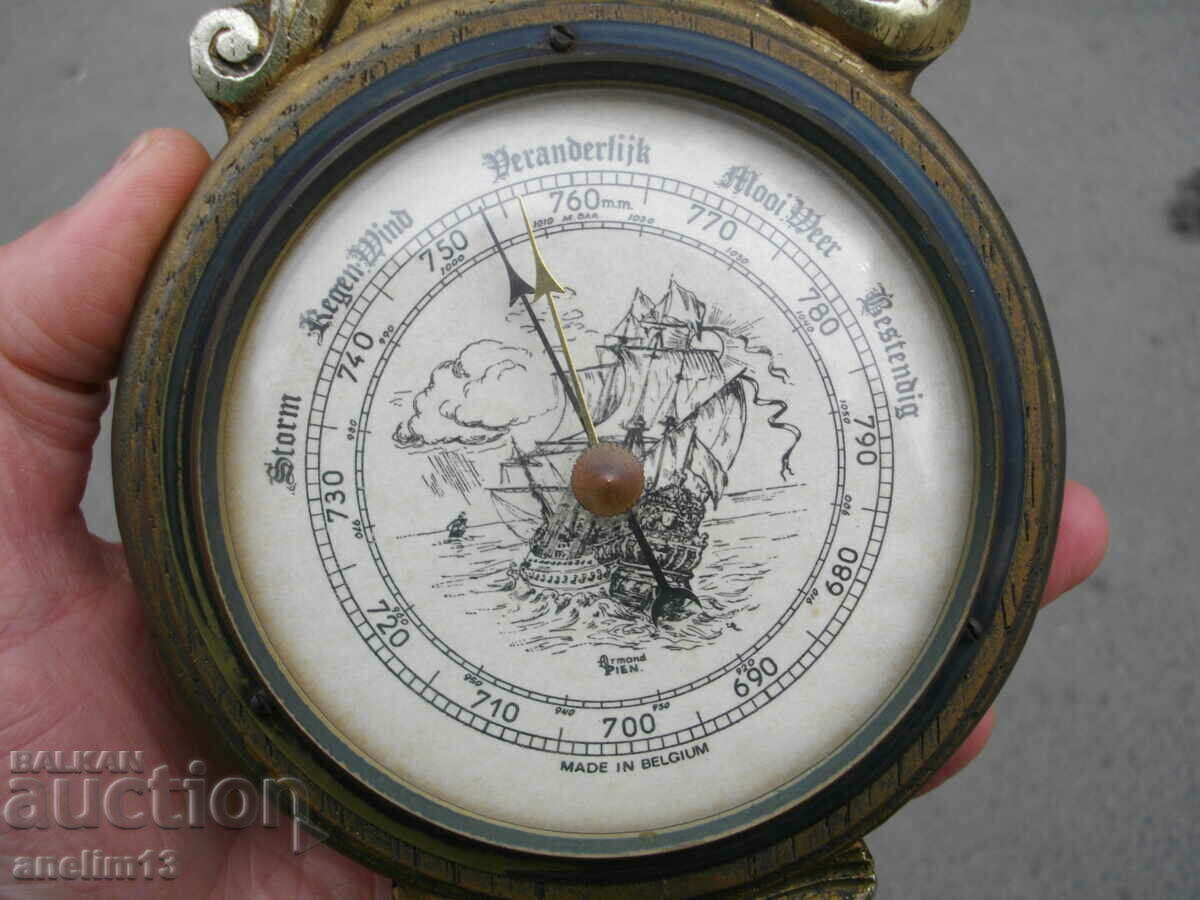 Licitație BAROMETRUL VECHIUL BLACKWALD SCULPTURĂ ÎN LEMN Licitație BAROMETRUL VECHIUL BLACKWALD SCULPTURĂ ÎN LEMN