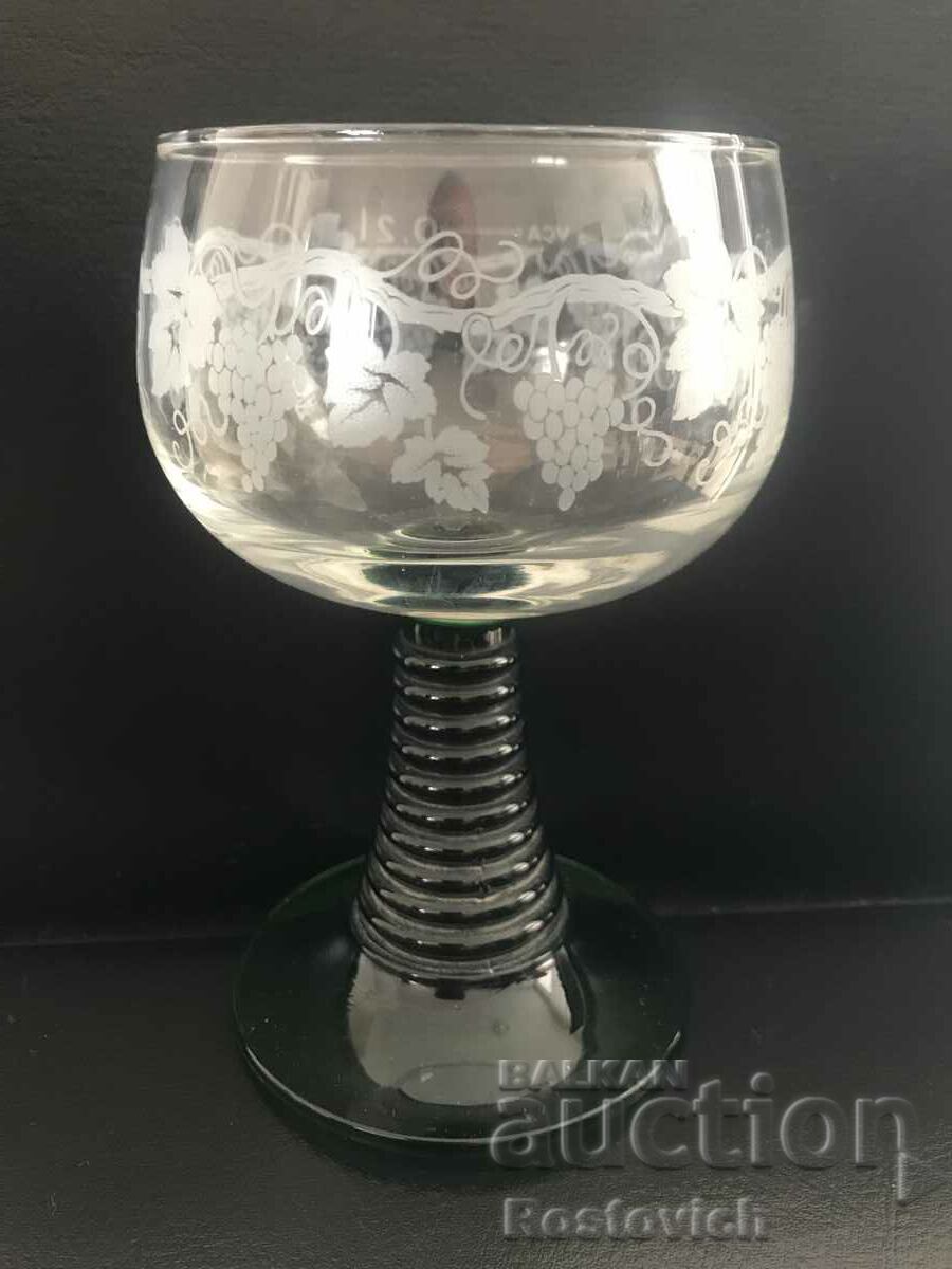Wine glass (Weinrömer), 0.2 l. Luminarc, France.
