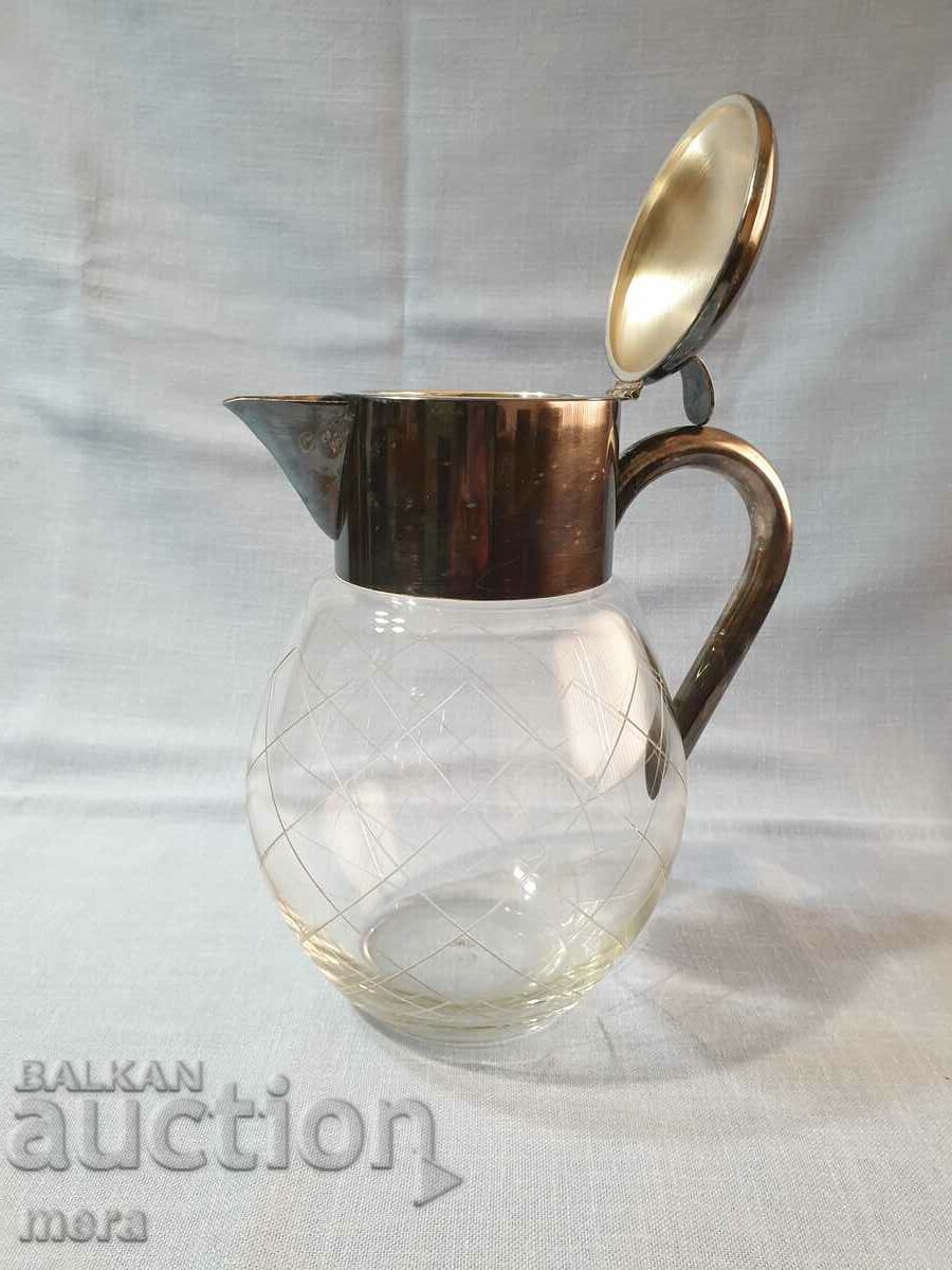 Licitație Urcior mare de cristal cu accesorii argintii