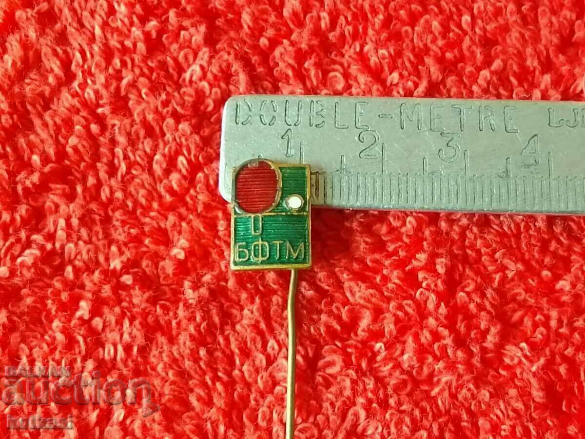 Auction Old metal badge pin enamel BFTM table tennis sport Auction Old metal badge pin enamel BFTM table tennis sport