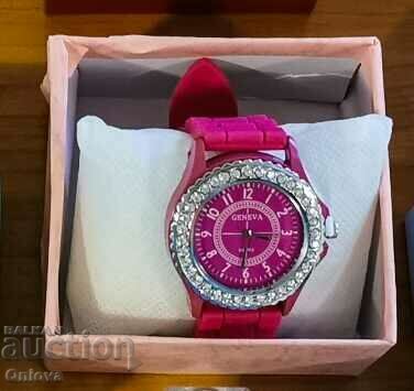 Νέα γυναικεία ρολόγια σε κουτιά δώρου - 13 BGN.