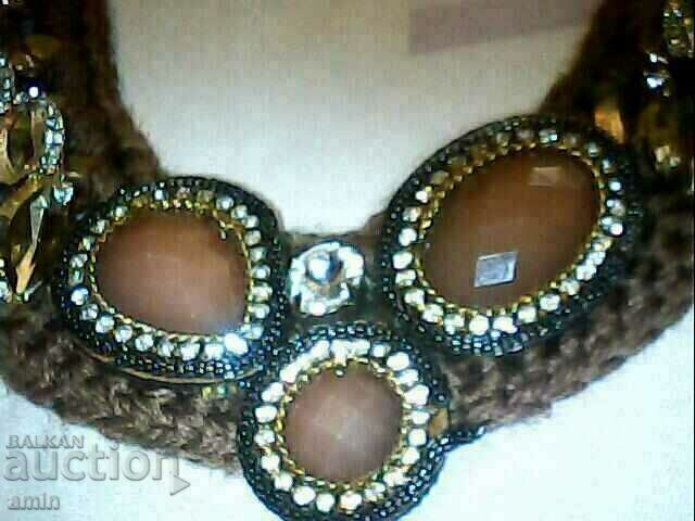 Δημοπρασία πολλά όμορφα κοσμήματα Δημοπρασία πολλά όμορφα κοσμήματα