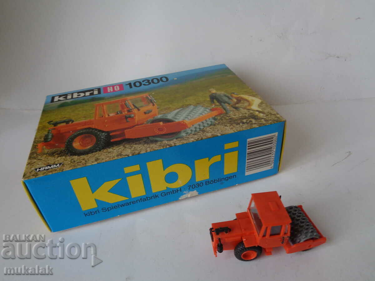 KIBRI H0 1/87 TRACTOR FARM EQUIPMENT MODEL TOY - 6