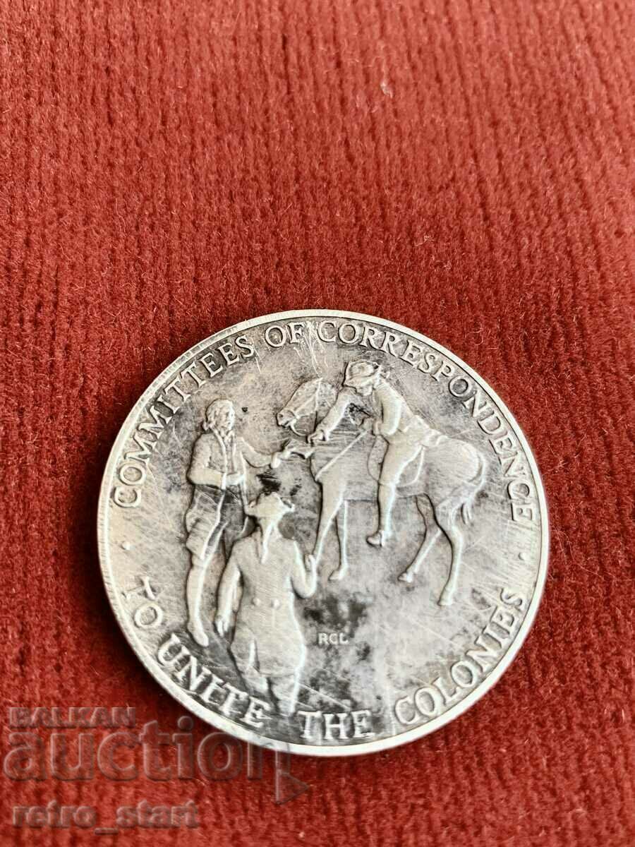 Сребърен медал American Revolution Bicentennial с цена 65.00 лв. | € 33.23 Сребърен медал American Revolution Bicentennial с цена 65.00 лв. | € 33.23