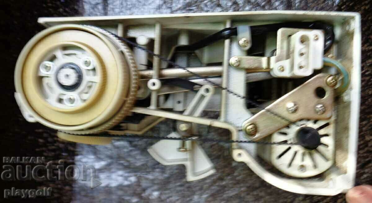 Livrarea Mașină de cusut electrică japoneză Livrarea Mașină de cusut electrică japoneză