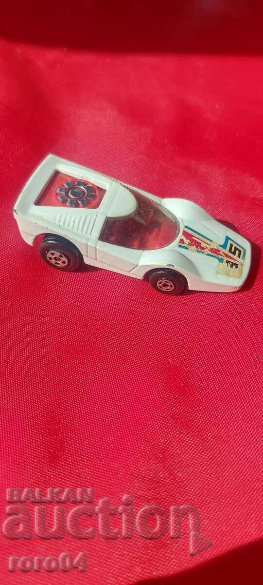 Auction MATCHBOX - 1975 Auction MATCHBOX - 1975