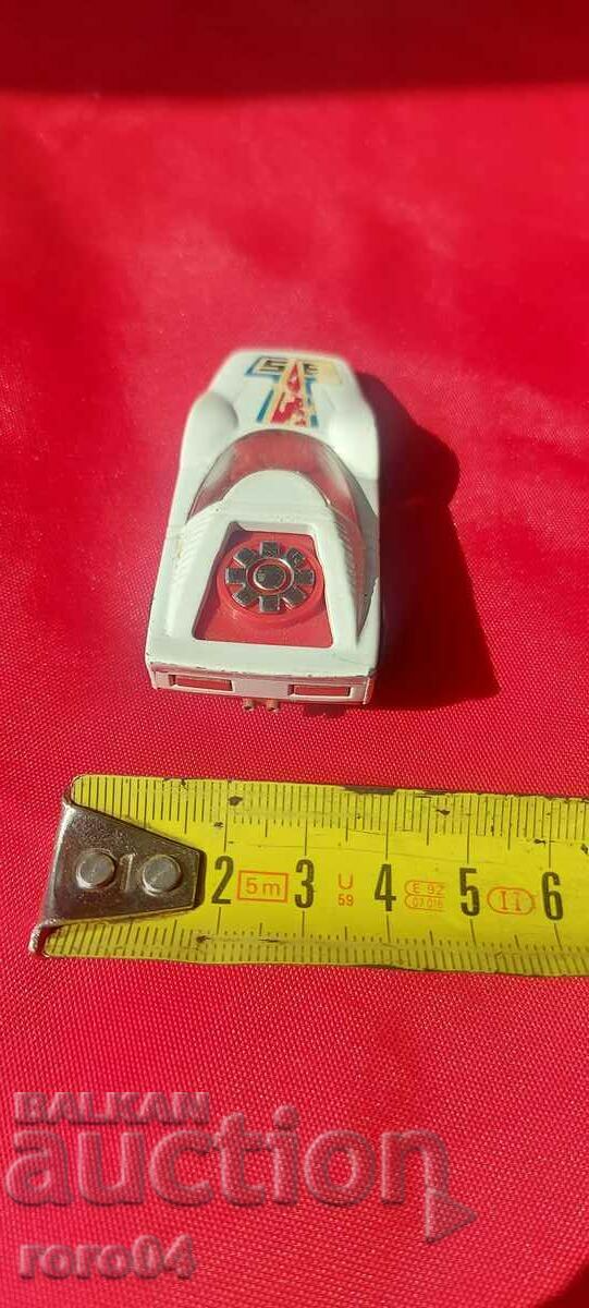 Delivery of MATCHBOX - 1975 Delivery of MATCHBOX - 1975