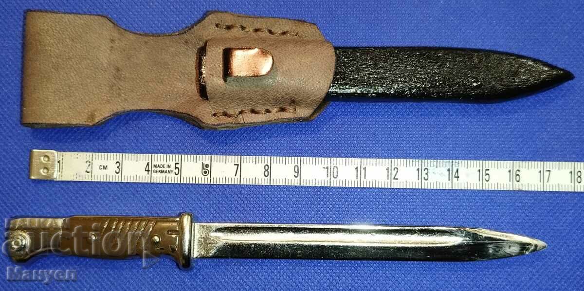 Delivery of Bayonet for "Mauser" K 98. Miniature!
