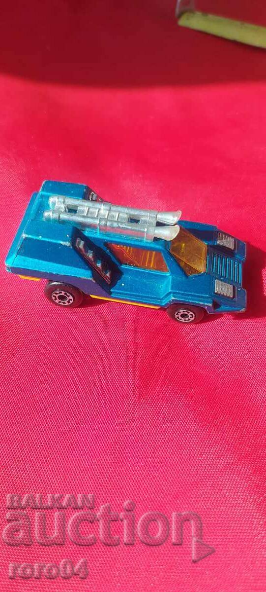 Auction MATCHBOX - 1975 Auction MATCHBOX - 1975