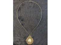 Възрожденски сребърен филигран позлатен медальон накит носия
