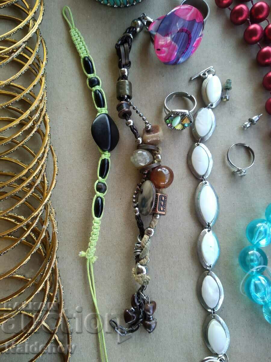 Licitație O mulțime de bijuterii 2 Licitație O mulțime de bijuterii 2