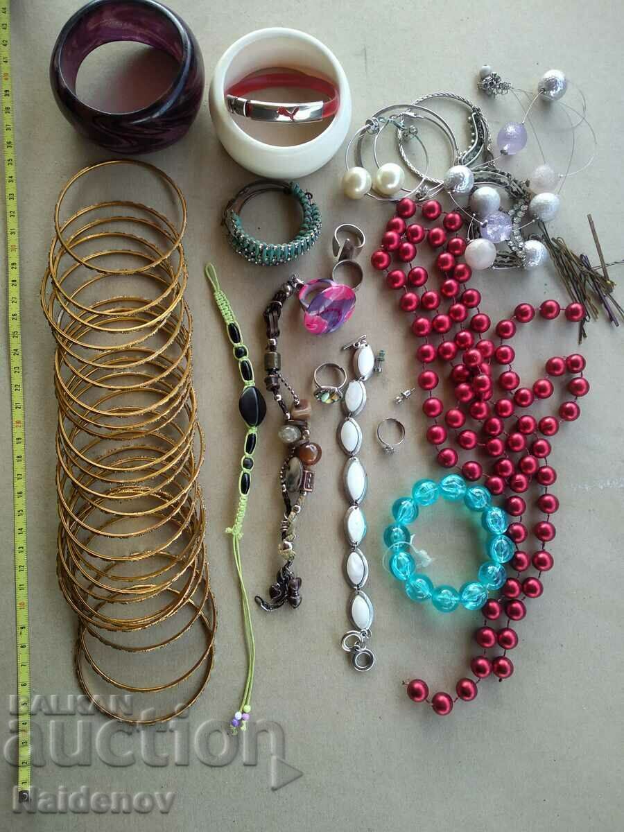 Lot of jewelry 2