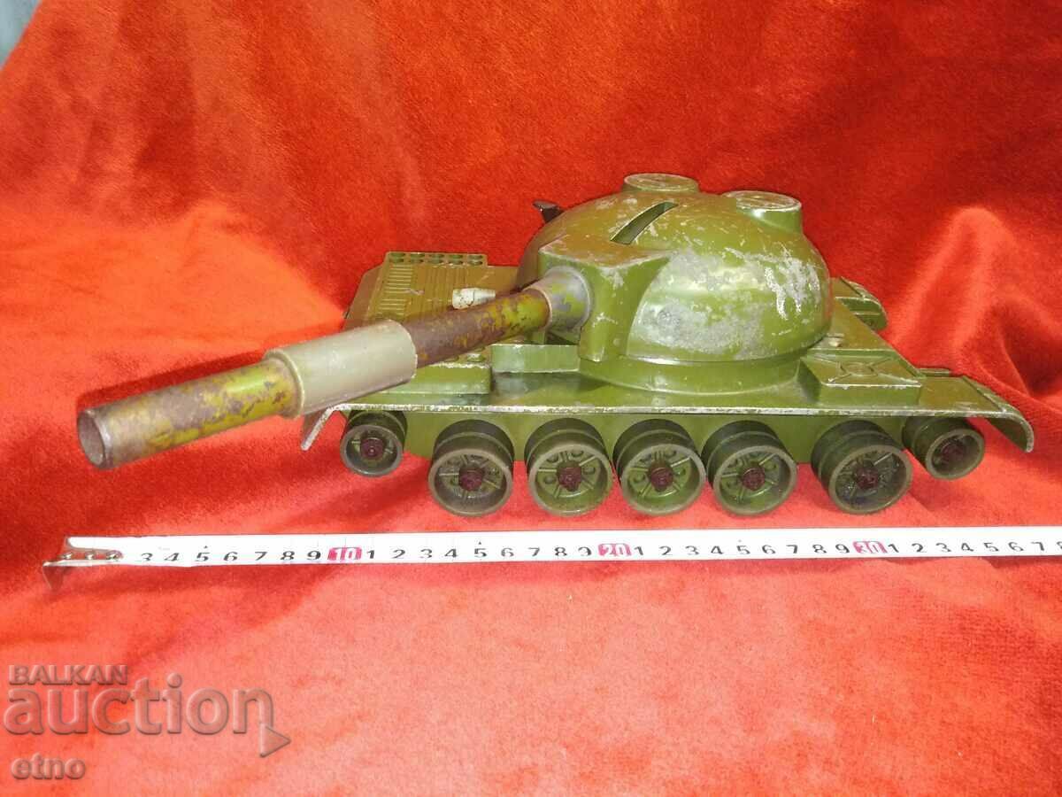 СССР ИГРАЧКА-ТАНК ,играчки с цена 85.00 лв. | € 43.46 СССР ИГРАЧКА-ТАНК ,играчки с цена 85.00 лв. | € 43.46