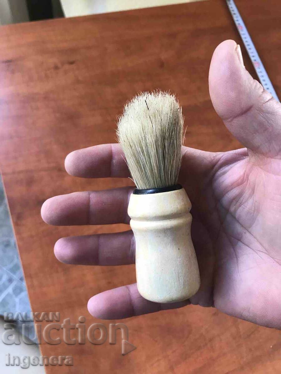 ΠΙΝΕΛΟ ΞΥΡΙΣΜΑΤΟΣ ΚΑΙΝΟΥΡΓΙΑ ΞΥΛΙΝΗ ΛΑΒΗ EST. ΜΑΛΛΙΑ με τιμή 4.00 BGN | € 2.05 ΠΙΝΕΛΟ ΞΥΡΙΣΜΑΤΟΣ ΚΑΙΝΟΥΡΓΙΑ ΞΥΛΙΝΗ ΛΑΒΗ EST. ΜΑΛΛΙΑ με τιμή 4.00 BGN | € 2.05